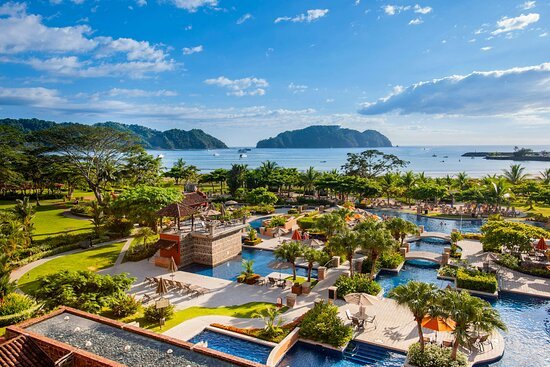 Best Resorts in Costa Rica 2025: Luxury, Eco & Beachfront Escapes